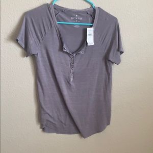 american eagle button-down short sleeve shirt